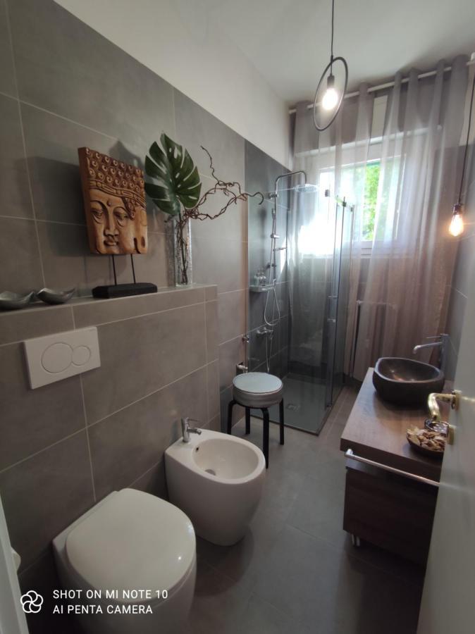 Aurora Flowers - Two Rooms And Free Parking Near Center And Train Station Modena Exteriér fotografie